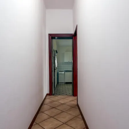 Apartman Family-Friendly Apartments With Swimming Pool Valbandon, Fazana - 2201 Stinjan