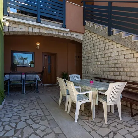 Family-friendly With Swimming Pool Valbandon, Fazana - 2201 *