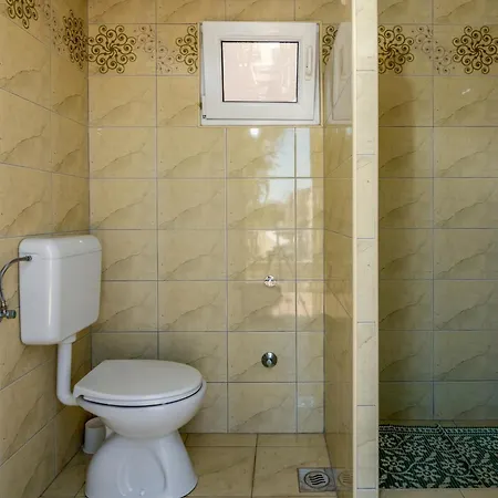 Family-Friendly Apartments With Swimming Pool Valbandon, Fazana - 2201 *
