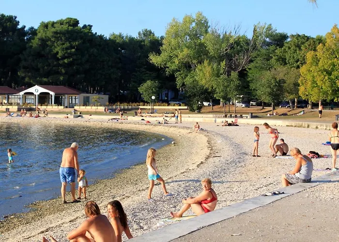 Family-friendly With Swimming Pool Valbandon, Fazana - 2201 *