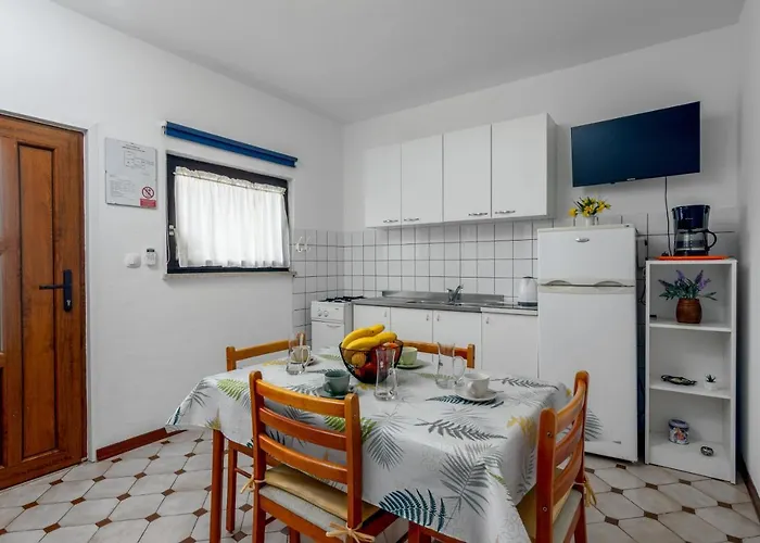 Family-friendly With Swimming Pool Valbandon, Fazana - 2201 아파트 *