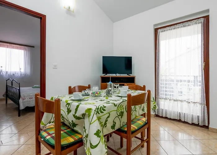 Family-friendly With Swimming Pool Valbandon, Fazana - 2201 * 스틴잔