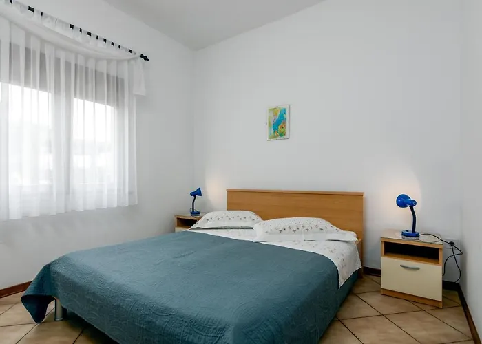 Family-friendly With Swimming Pool Valbandon, Fazana - 2201 스틴잔