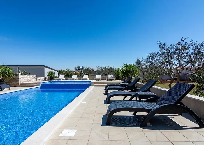 Family-friendly With Swimming Pool Valbandon, Fazana - 2201 아파트 스틴잔