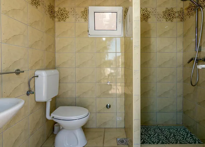 Family-friendly With Swimming Pool Valbandon, Fazana - 2201 *